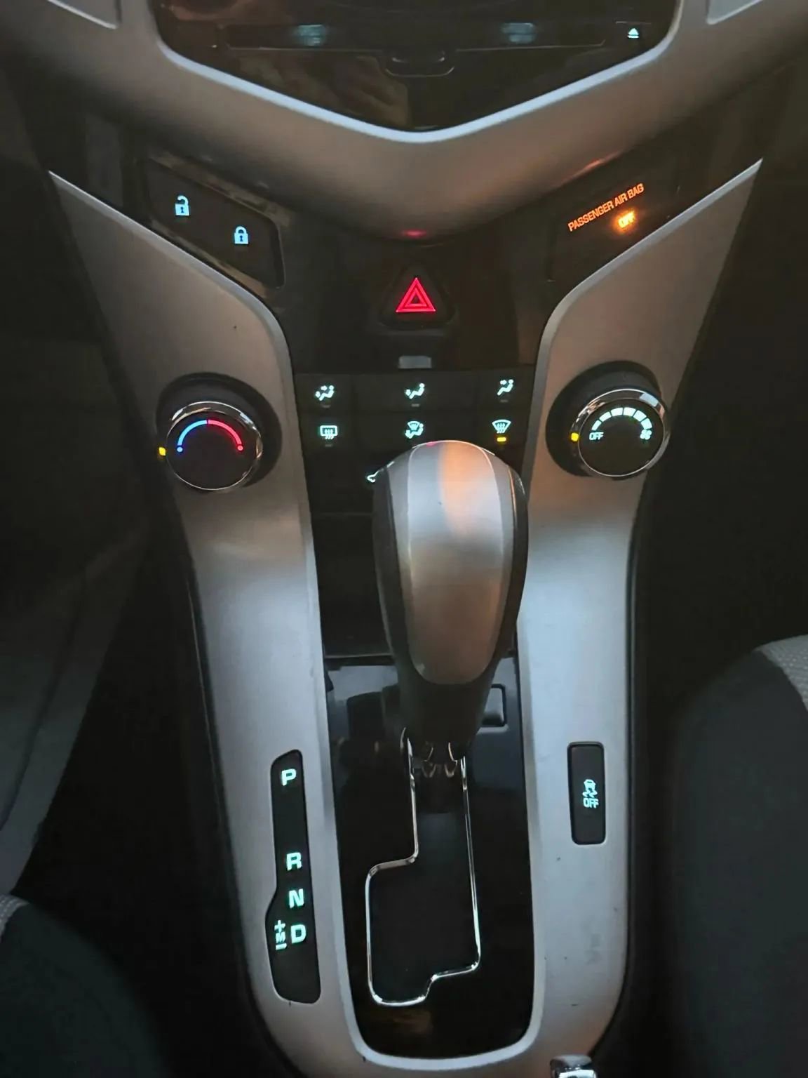 Used 2014 Chevrolet Cruze LS image 21