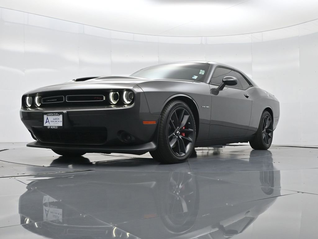 Used 2022 Dodge Challenger R/T w/ Performance Handling Group image 49
