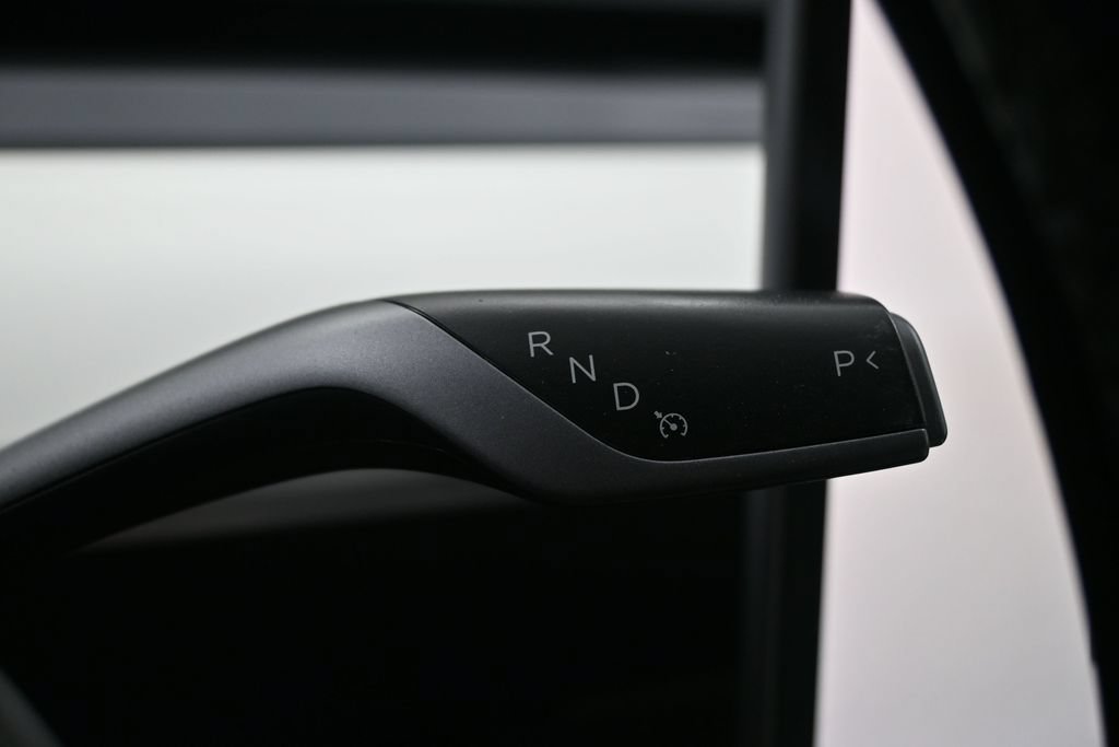 Used 2023 Tesla Model 3 Standard Range RWD image 28