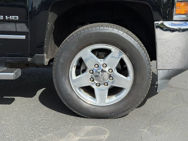 Used 2015 Chevrolet Silverado 2500 LTZ AWD/4WD image 10