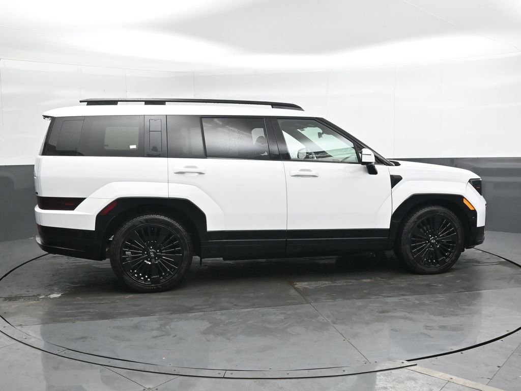 Used 2025 Hyundai Santa Fe Calligraphy image 4