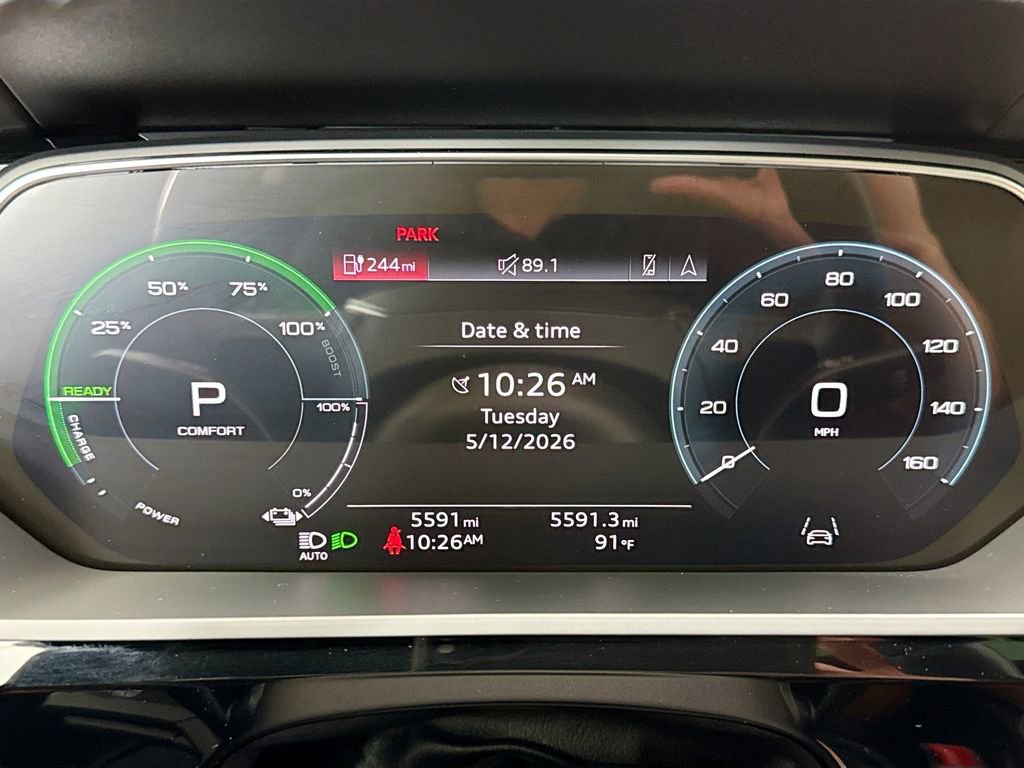 Certified 2024 Audi Q8 e-tron Prestige w/ Prestige Package AWD/4WD image 33
