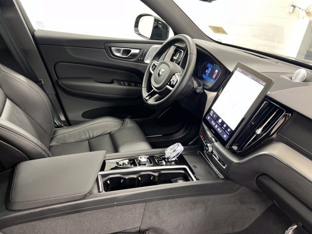 New 2026 Volvo XC60 T8 Ultra w/ Protection Package Premier AWD/4WD image 25