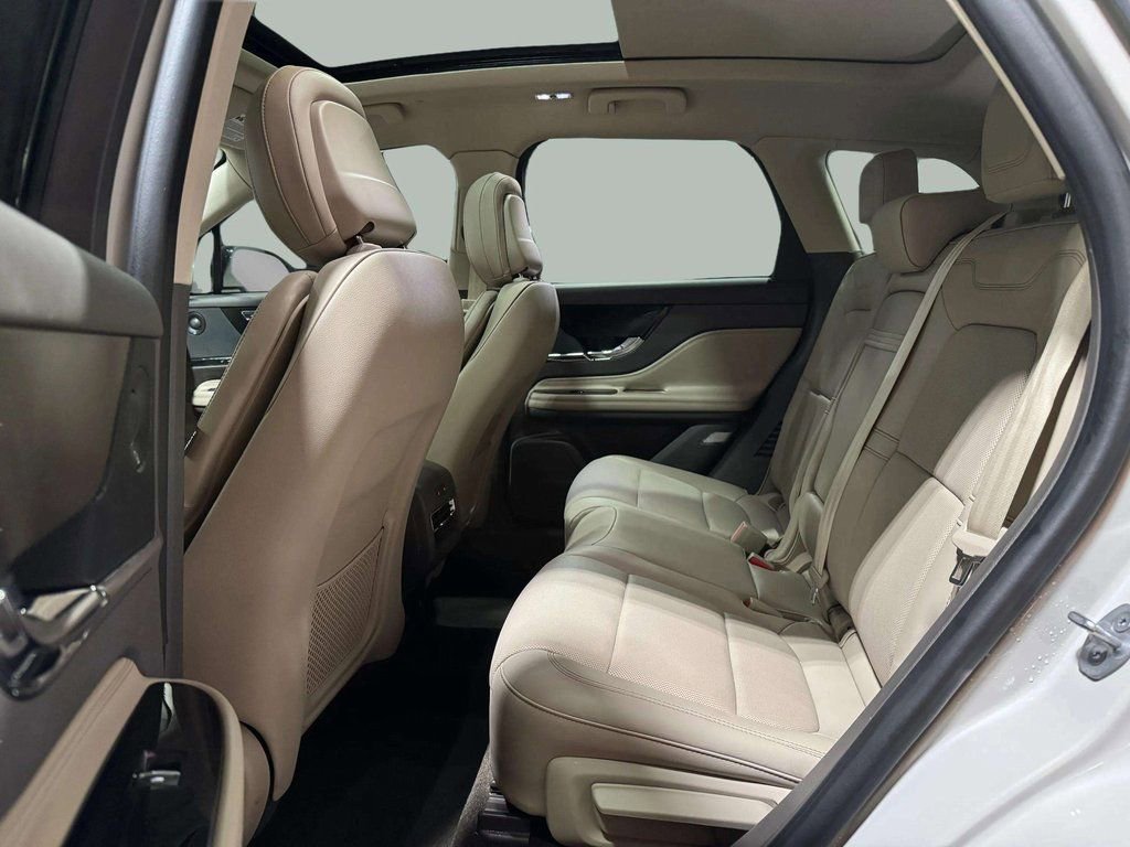 Certified 2022 Lincoln Corsair Grand Touring w/ Elements Technology Bundle image 26