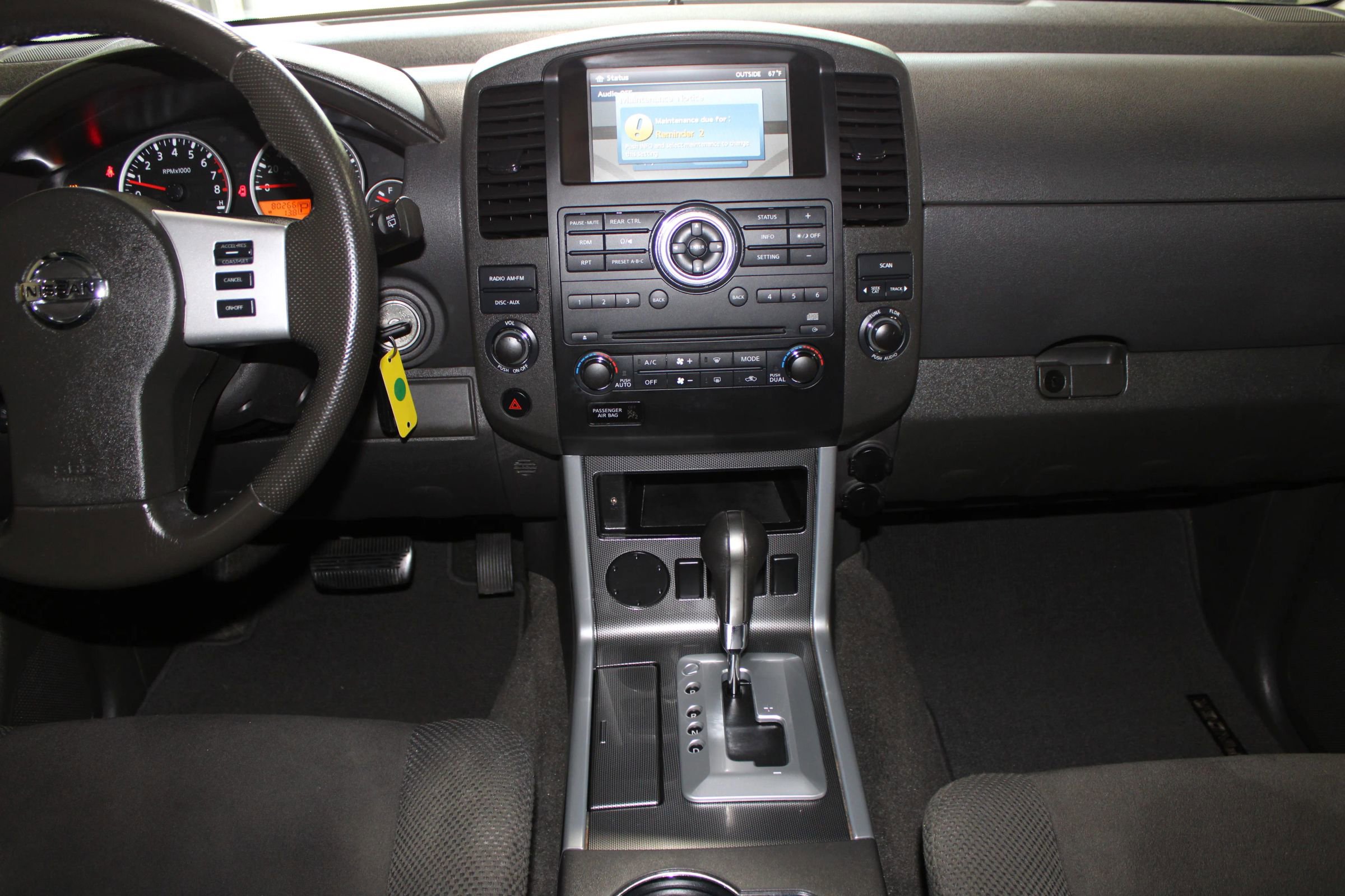Used 2009 Nissan Pathfinder SE RWD image 13
