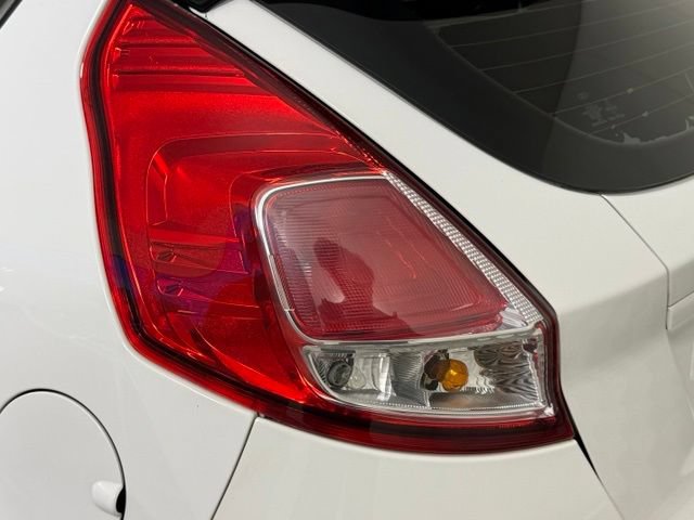 Used 2019 Ford Fiesta ST-Line FWD image 12