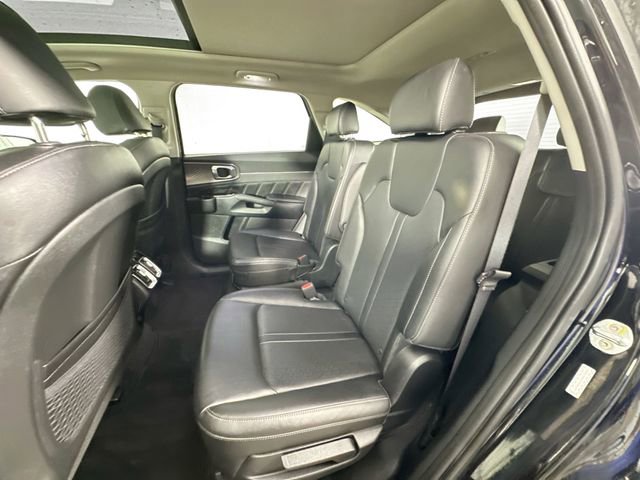 Used 2022 Kia Sorento SX image 27