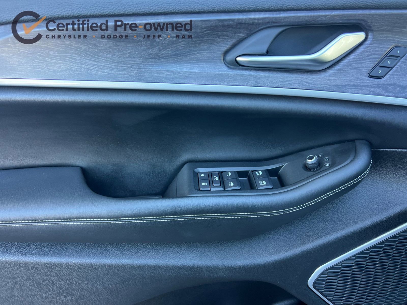Certified 2022 Jeep Grand Cherokee Limited 4xe image 12