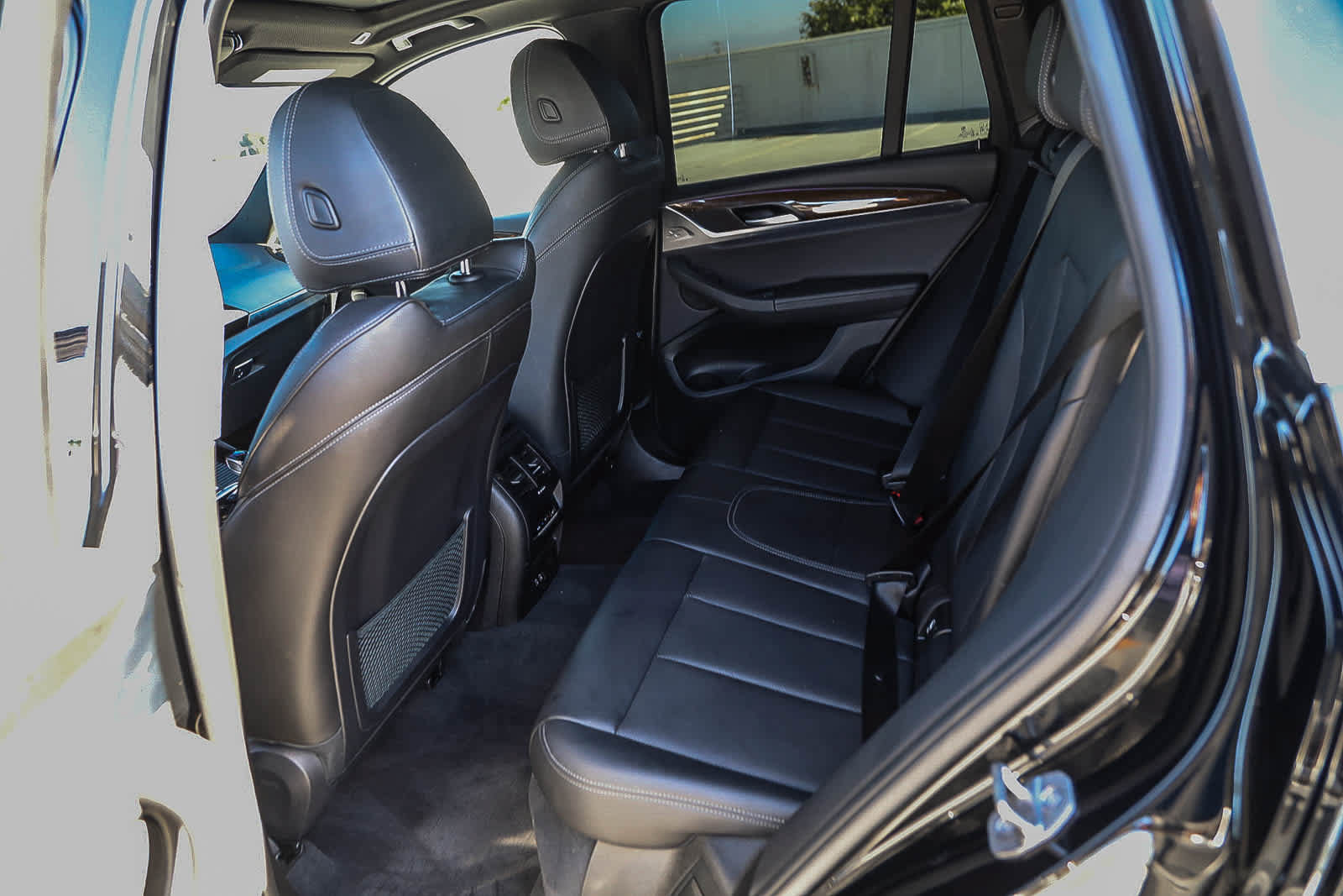 Used 2022 BMW X3 xDrive30i w/ Convenience Package w/ZPA AWD/4WD image 18