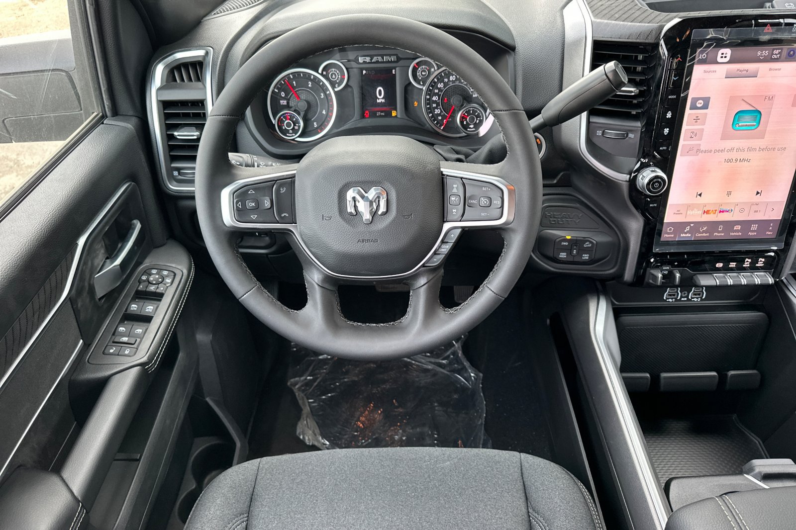 New 2026 RAM 2500 Big Horn AWD/4WD image 13