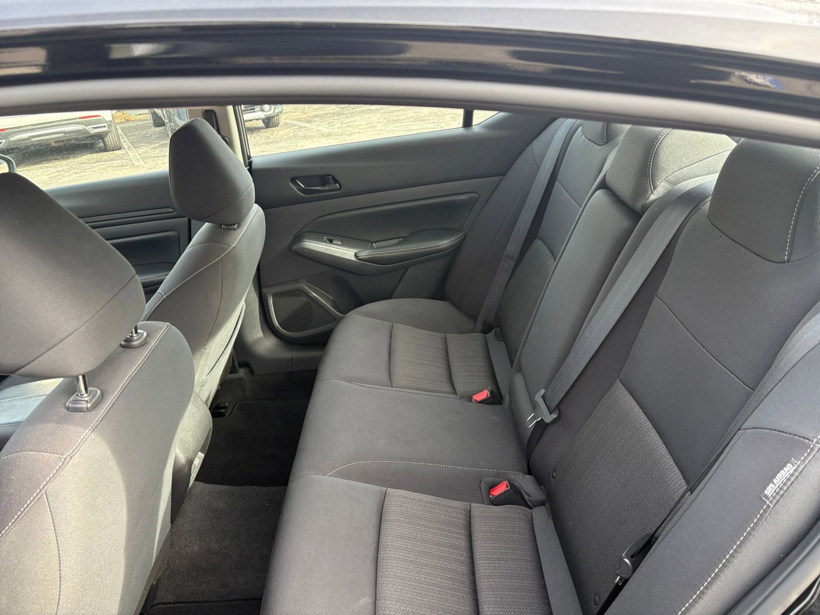 Used 2025 Nissan Altima 2.5 SV FWD image 24