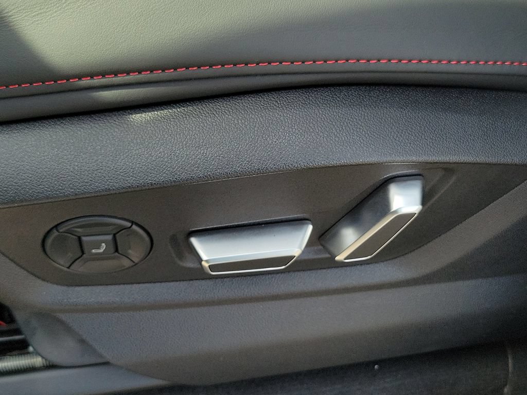 New 2026 Audi SQ7 Prestige AWD/4WD image 17