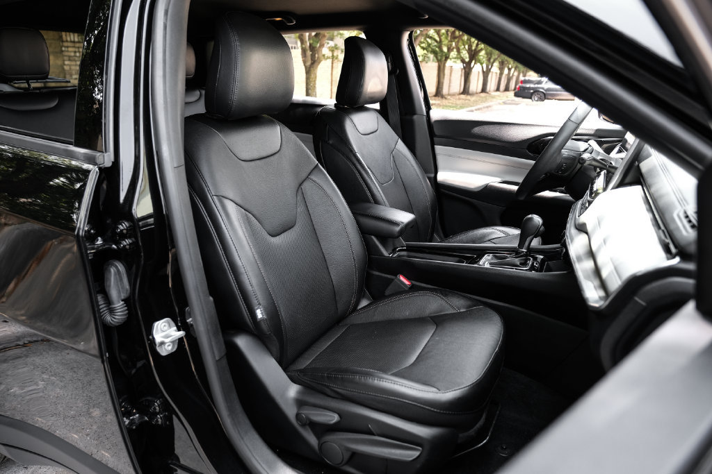 Used 2023 Jeep Compass Limited AWD/4WD image 48