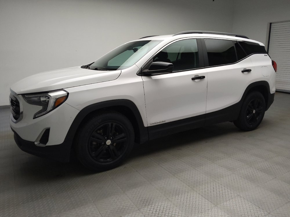 Used 2021 GMC Terrain SLE w/ Driver Convenience Package FWD image 2