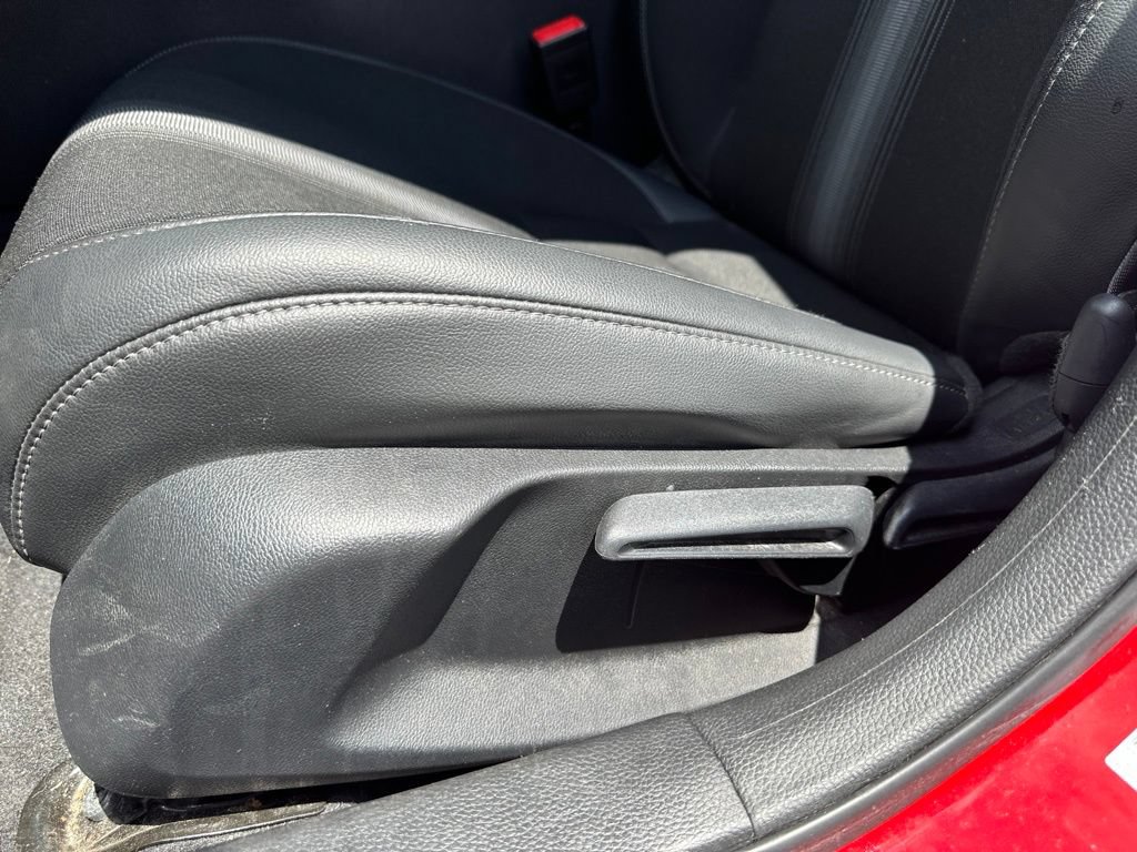 Used 2025 Honda Civic Sport image 15