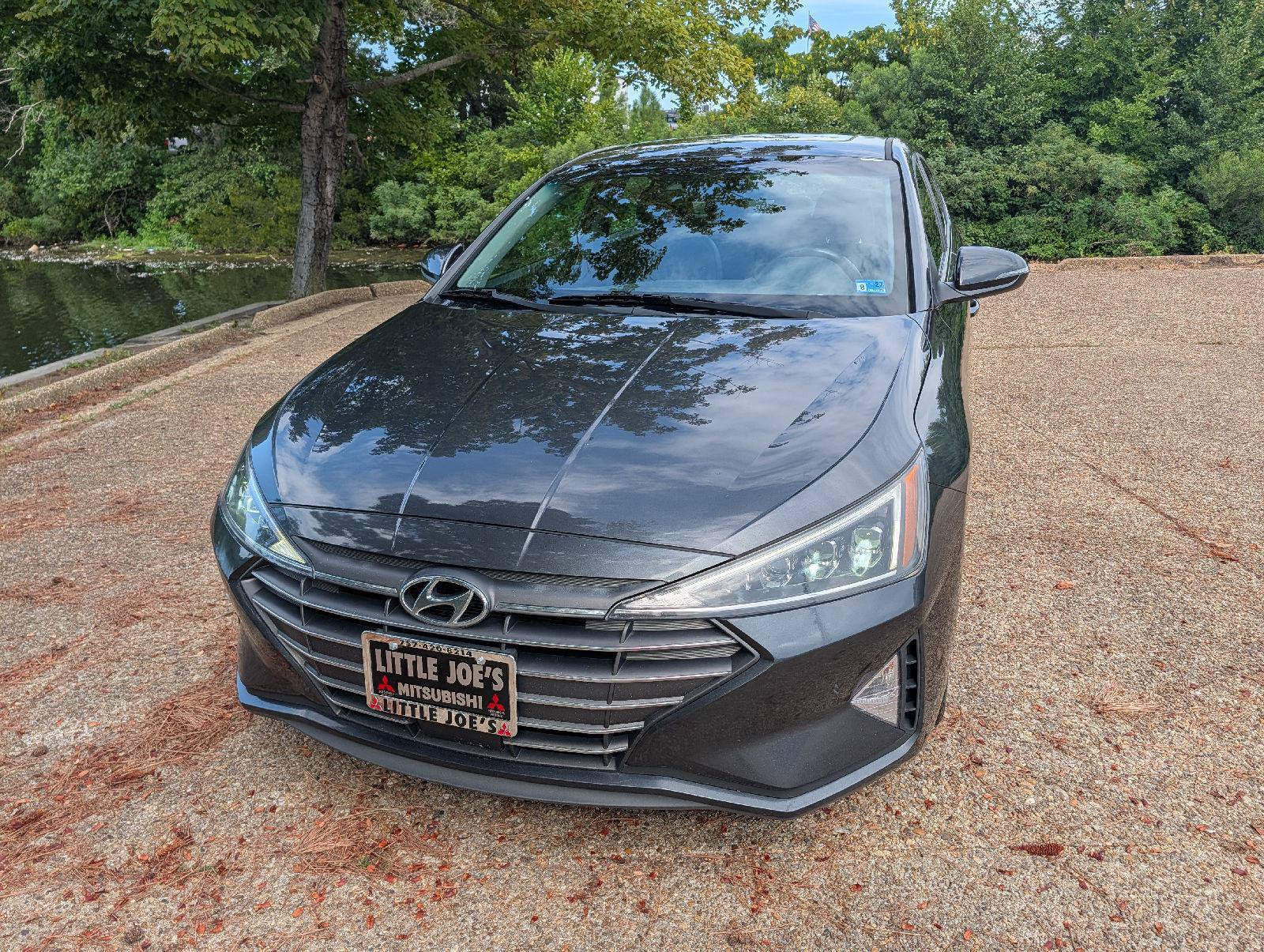Used 2020 Hyundai Elantra Limited w/ Ultimate Package 03 FWD image 10