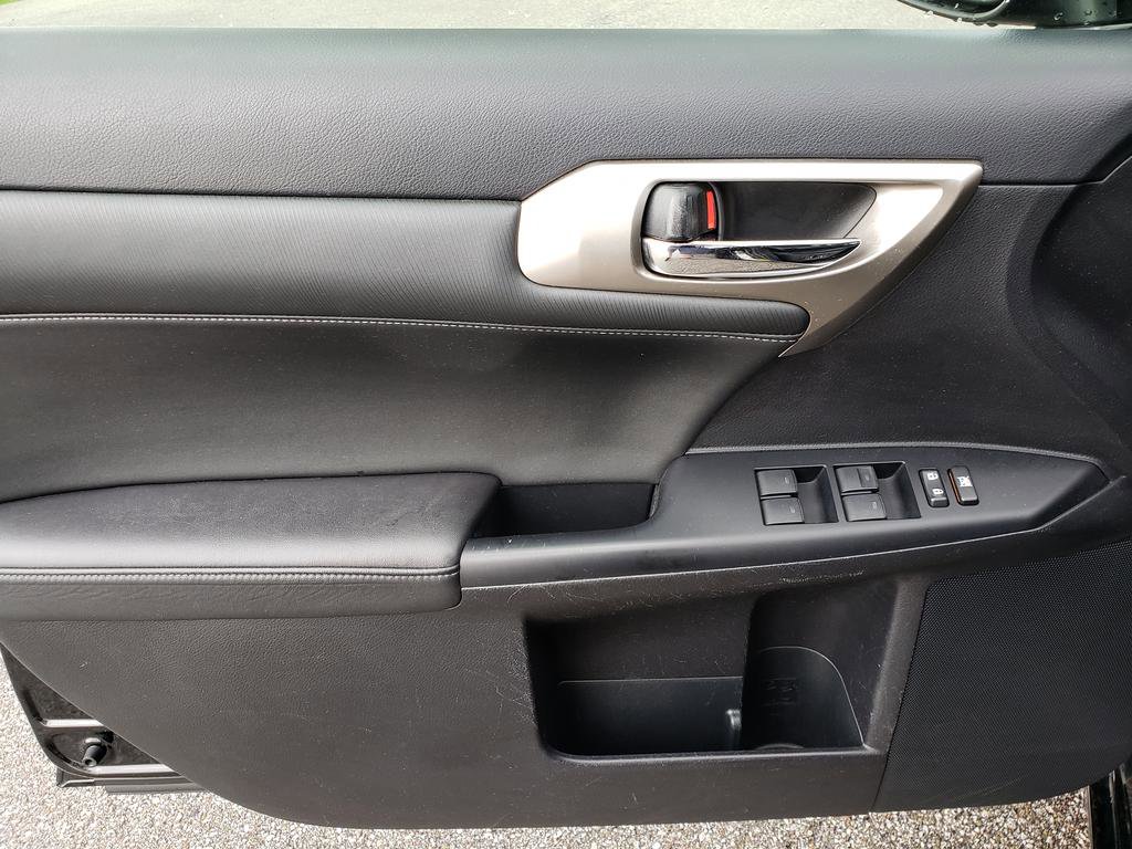 Used 2014 Lexus CT 200h w/ F Sport w/Nuluxe Interior image 10