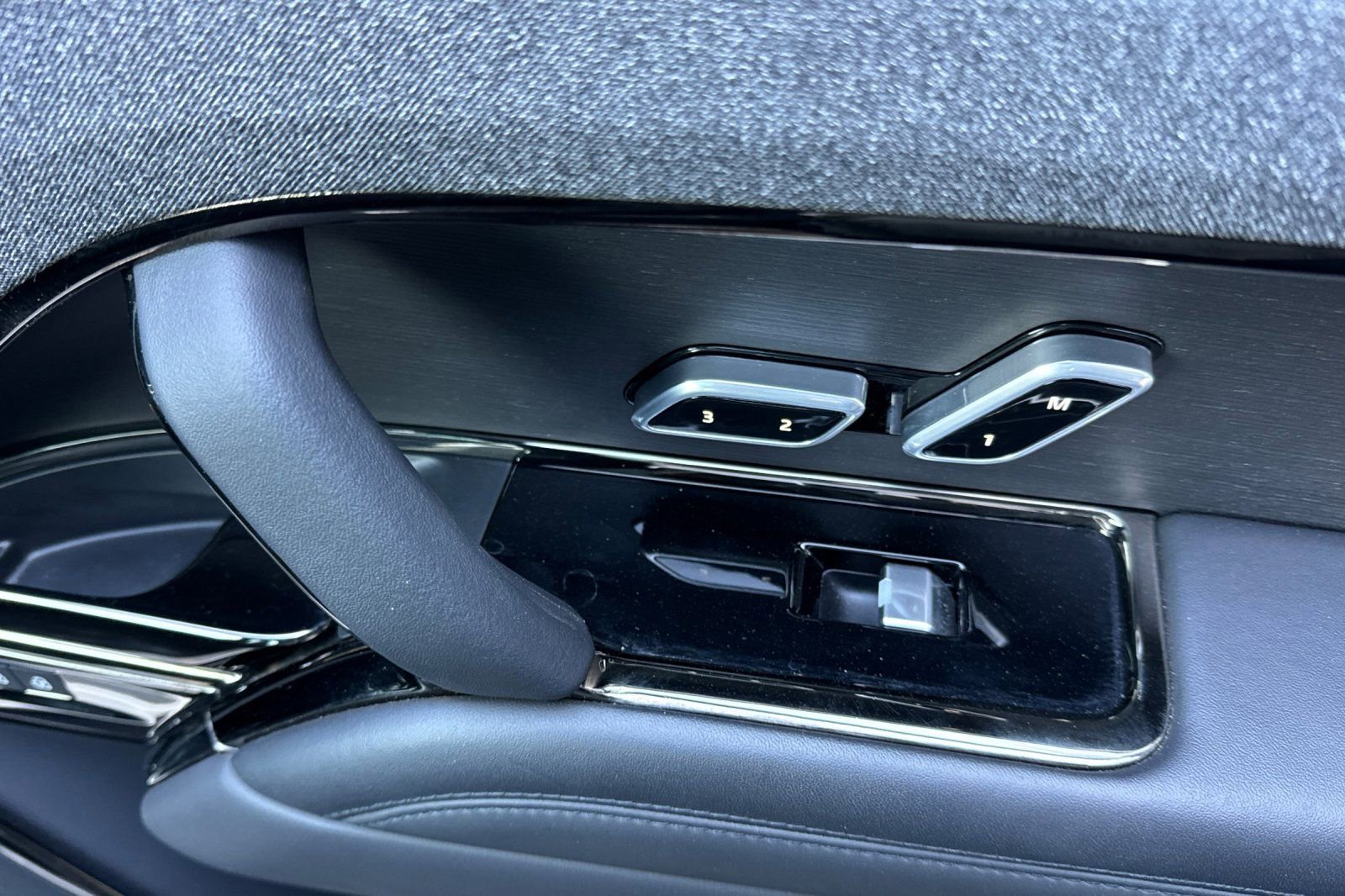 Certified 2023 Land Rover Range Rover Sport SE image 19