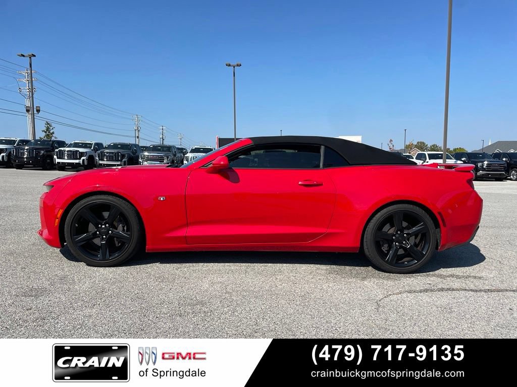 Used 2018 Chevrolet Camaro SS RWD image 4