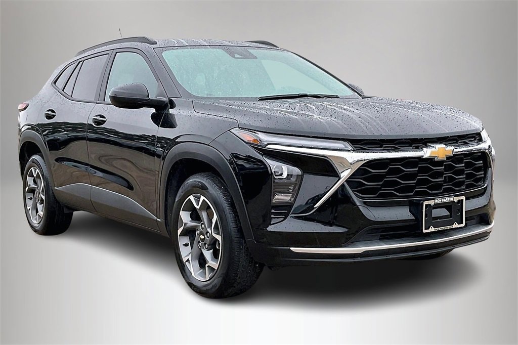 Used 2024 Chevrolet Trax LT