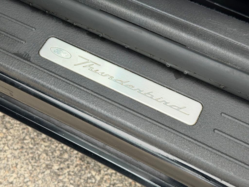 Used 2002 Ford Thunderbird RWD image 25