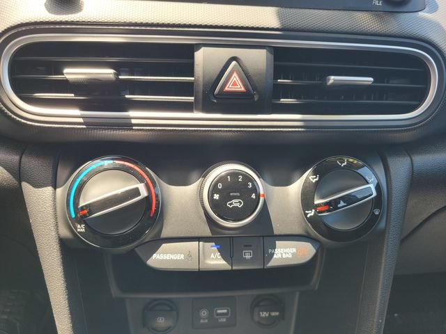 Used 2019 Hyundai Kona SE FWD image 24