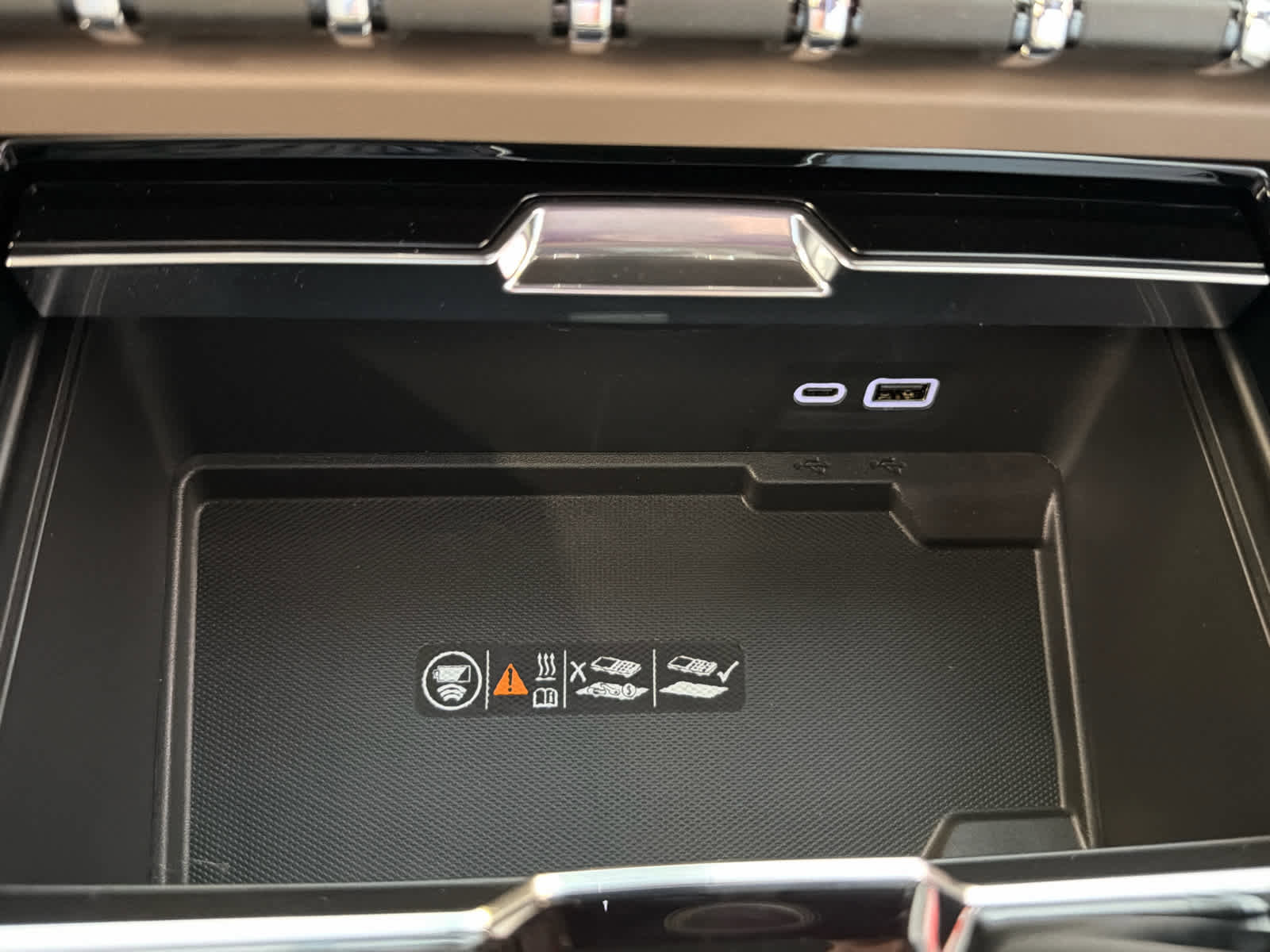 New 2026 GMC Yukon Denali w/ Denali Reserve Package AWD/4WD image 55