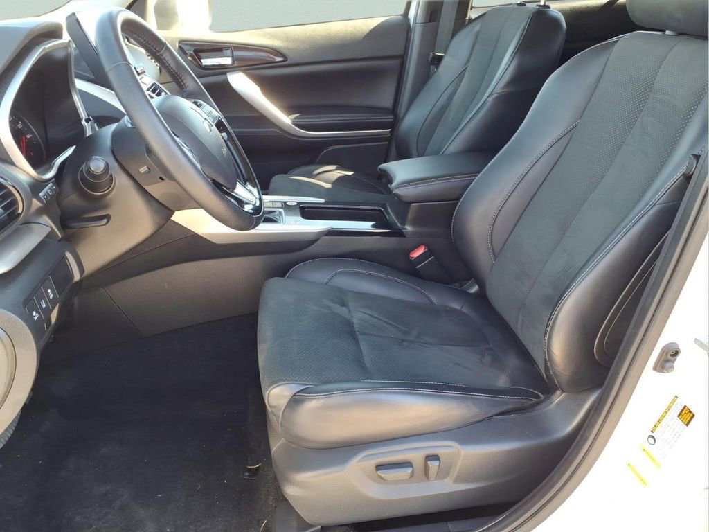 Used 2025 Mitsubishi Eclipse Cross SE image 13