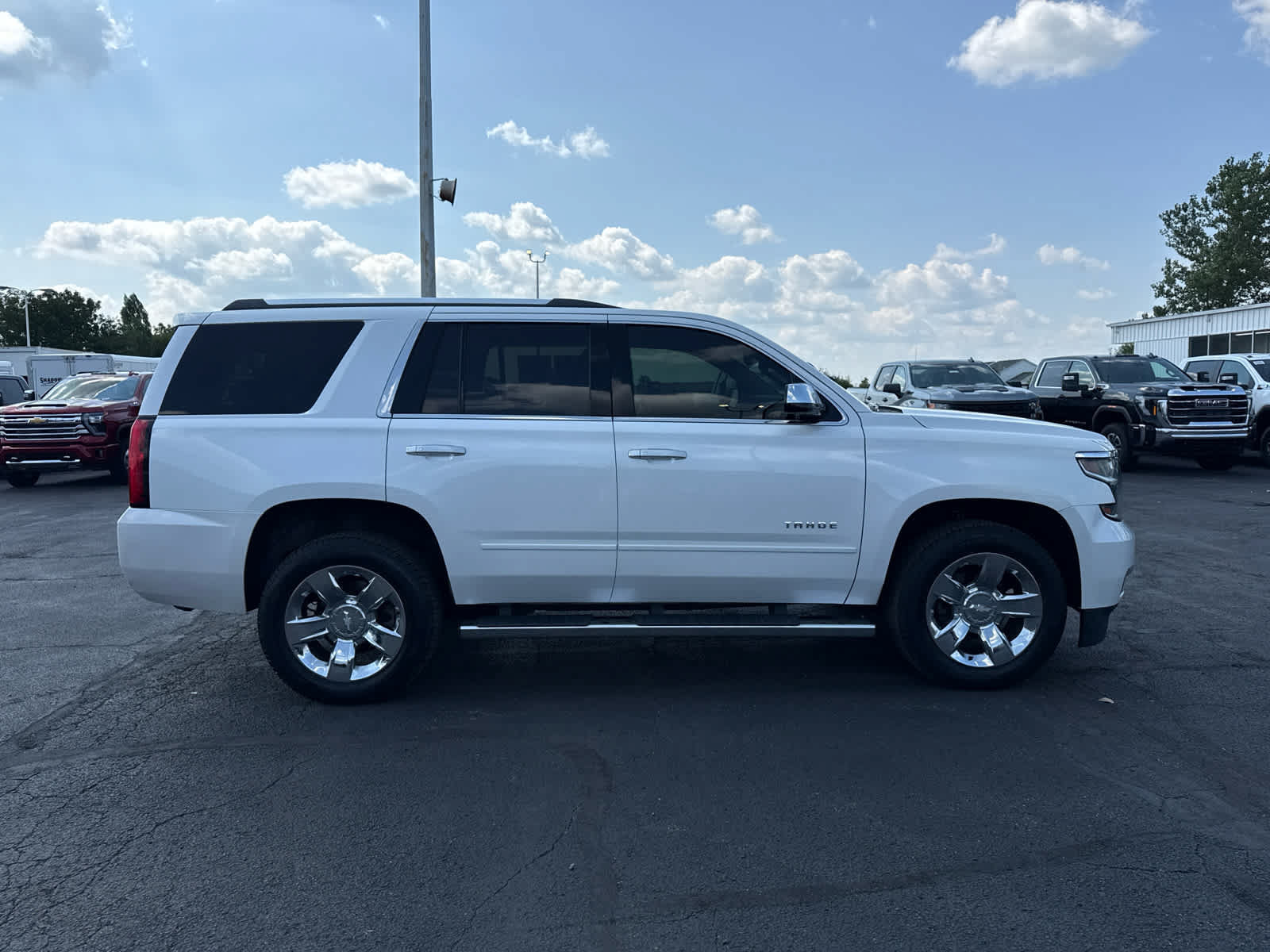 Used 2017 Chevrolet Tahoe Premier AWD/4WD image 6