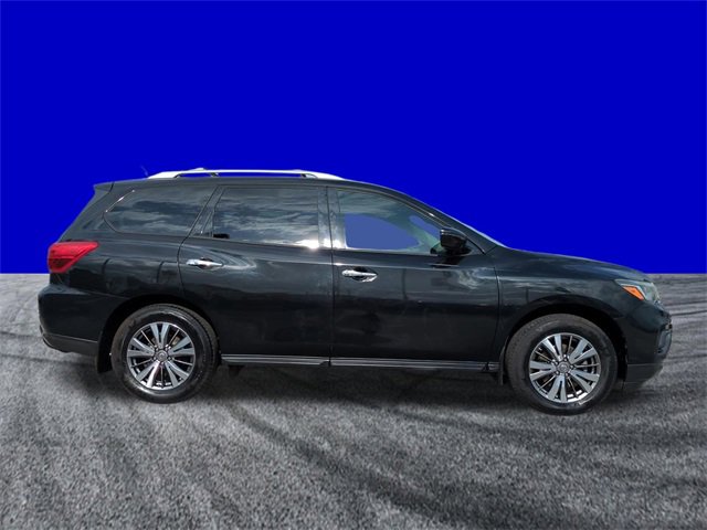 Used 2018 Nissan Pathfinder S image 3