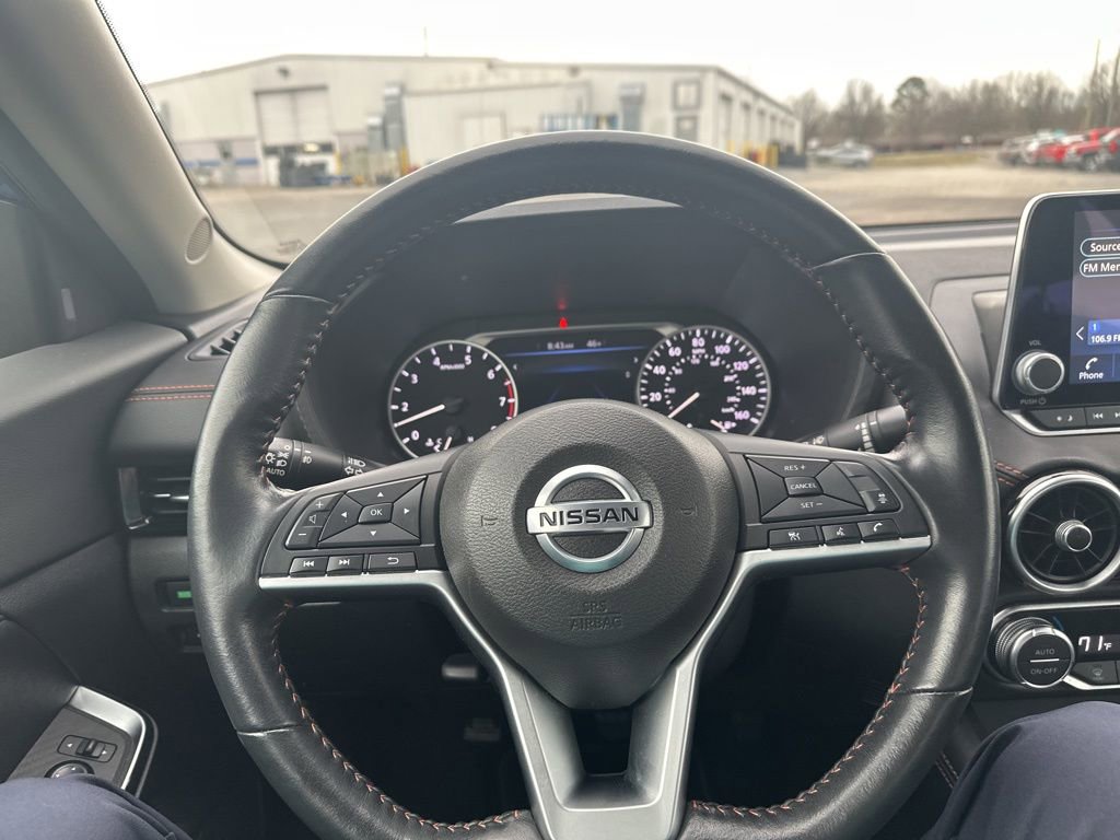 Used 2022 Nissan Sentra SR w/ SR Premium Package image 23