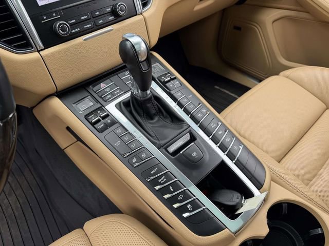 Used 2018 Porsche Macan GTS AWD/4WD image 28