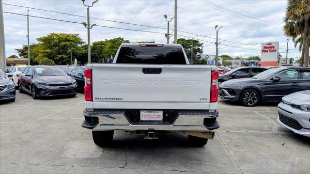 Used 2022 Chevrolet Silverado 2500 LTZ w/ Safety Package AWD/4WD image 6