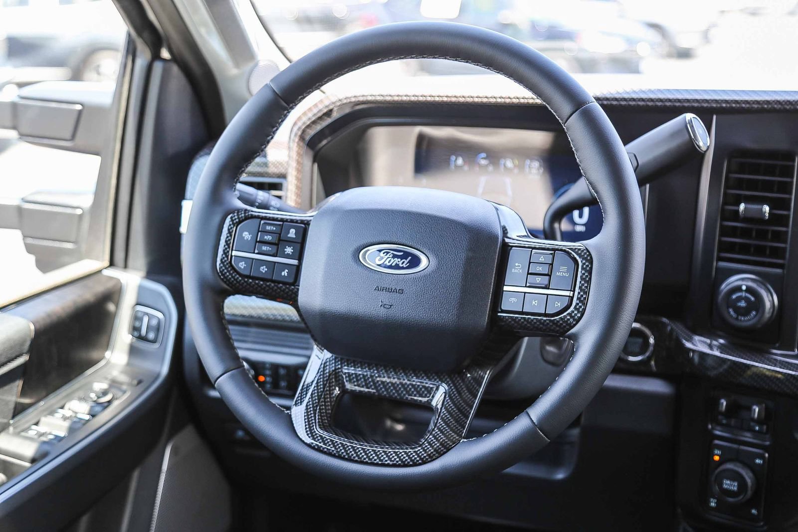 New 2026 Ford F250 Lariat w/ Black Appearance Package AWD/4WD image 23