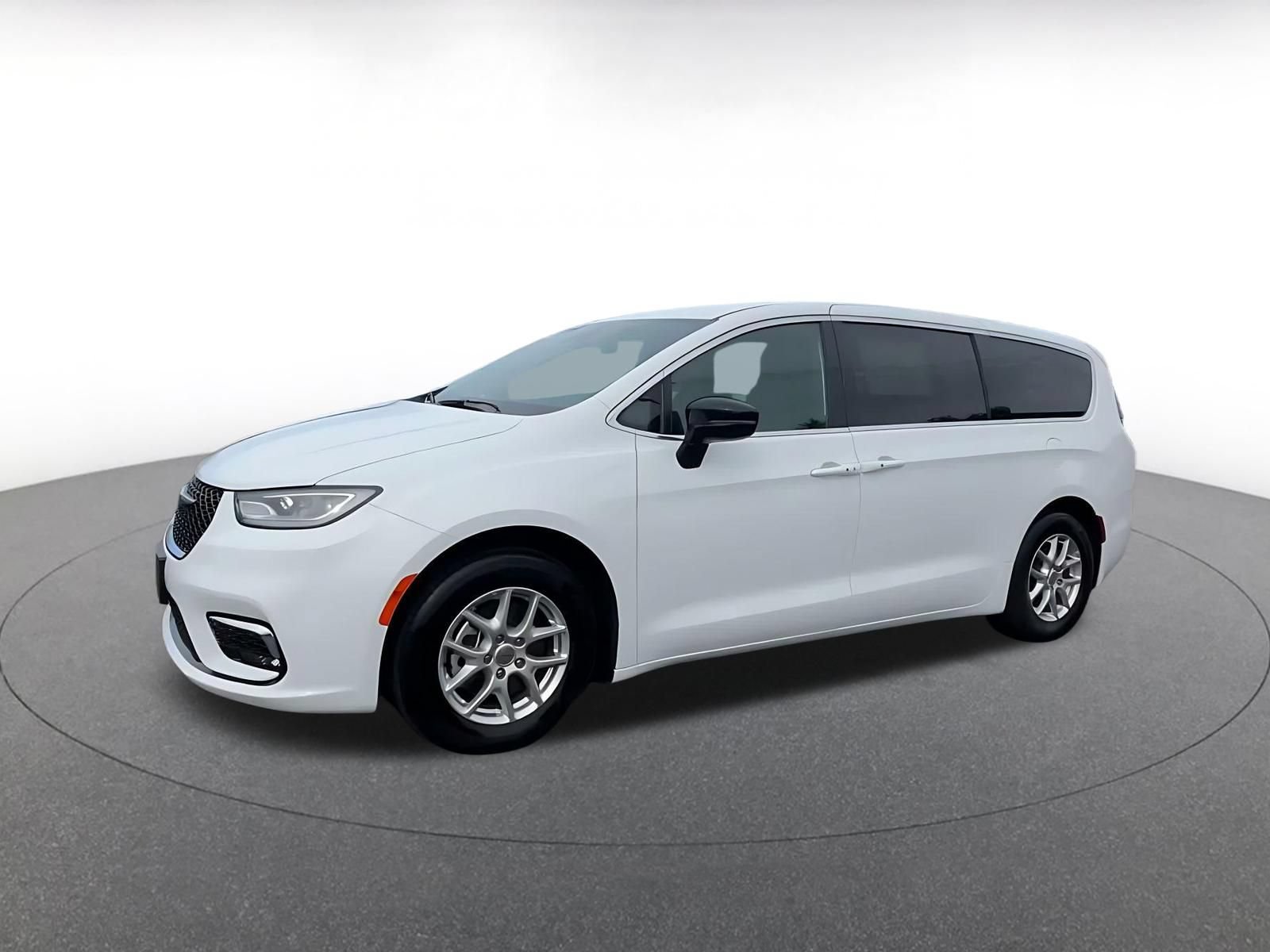 Used 2025 Chrysler Pacifica Select FWD image 7