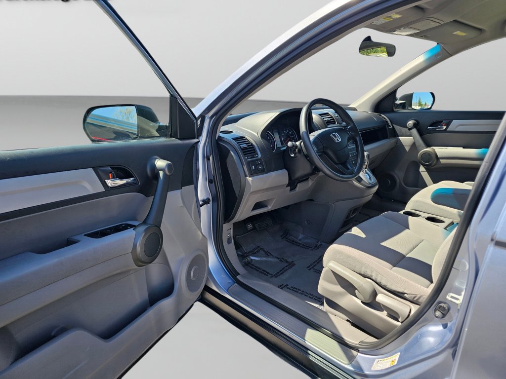 Used 2011 Honda CR-V LX image 17