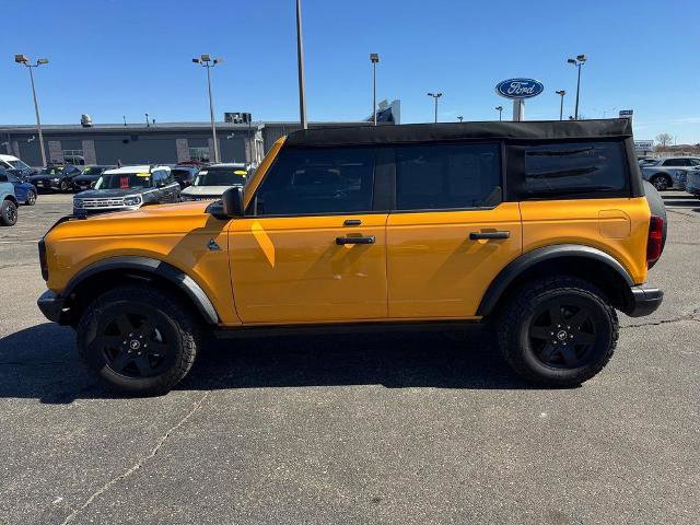 Certified 2021 Ford Bronco Black Diamond image 3