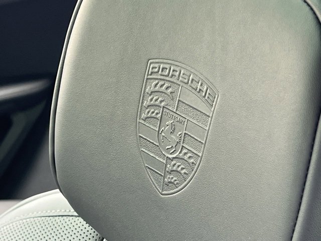 New 2025 Porsche Macan image 23