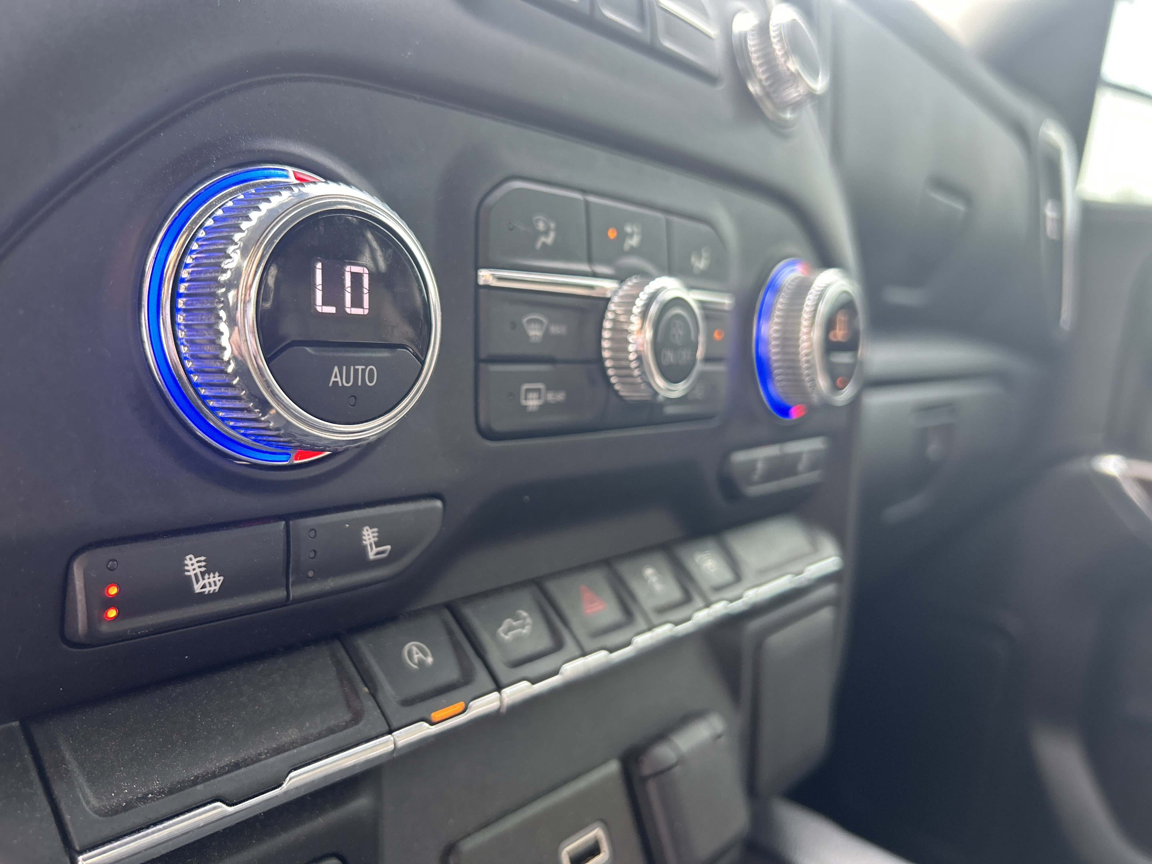 Used 2021 GMC Sierra 1500 Elevation image 25