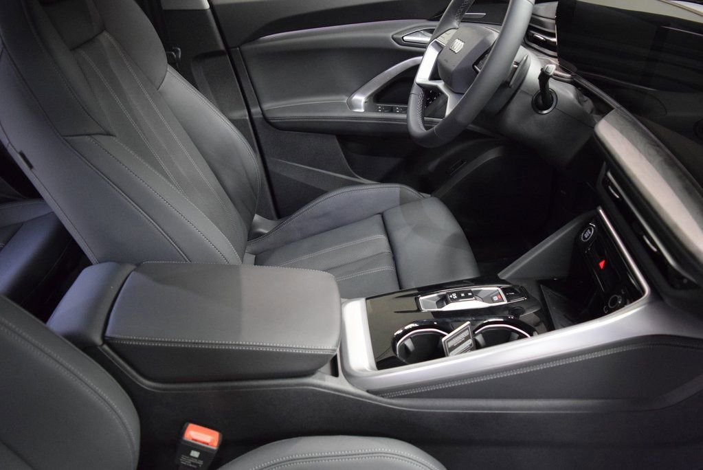 New 2025 Audi Q5 Premium Plus image 7