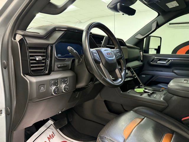 Used 2024 GMC Sierra 2500 AT4 w/ AT4 Premium Plus Package image 9