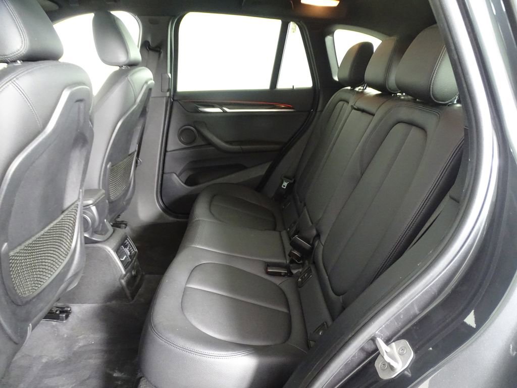 Used 2017 BMW X1 xDrive28i image 10