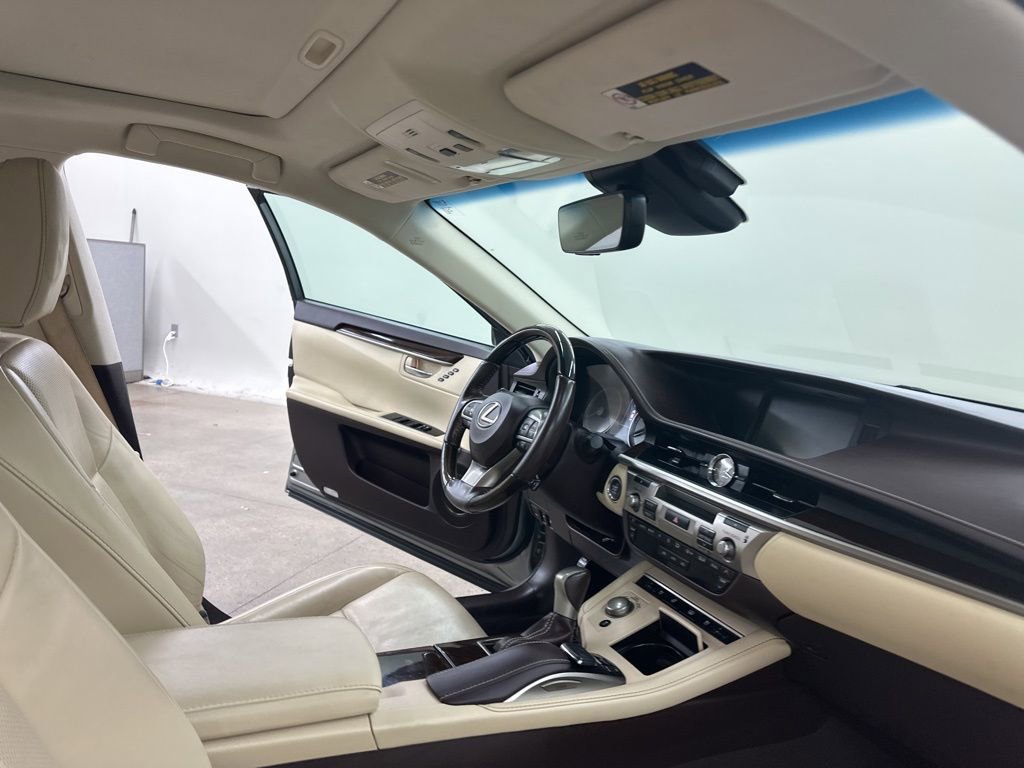 Used 2017 Lexus ES 350 image 18
