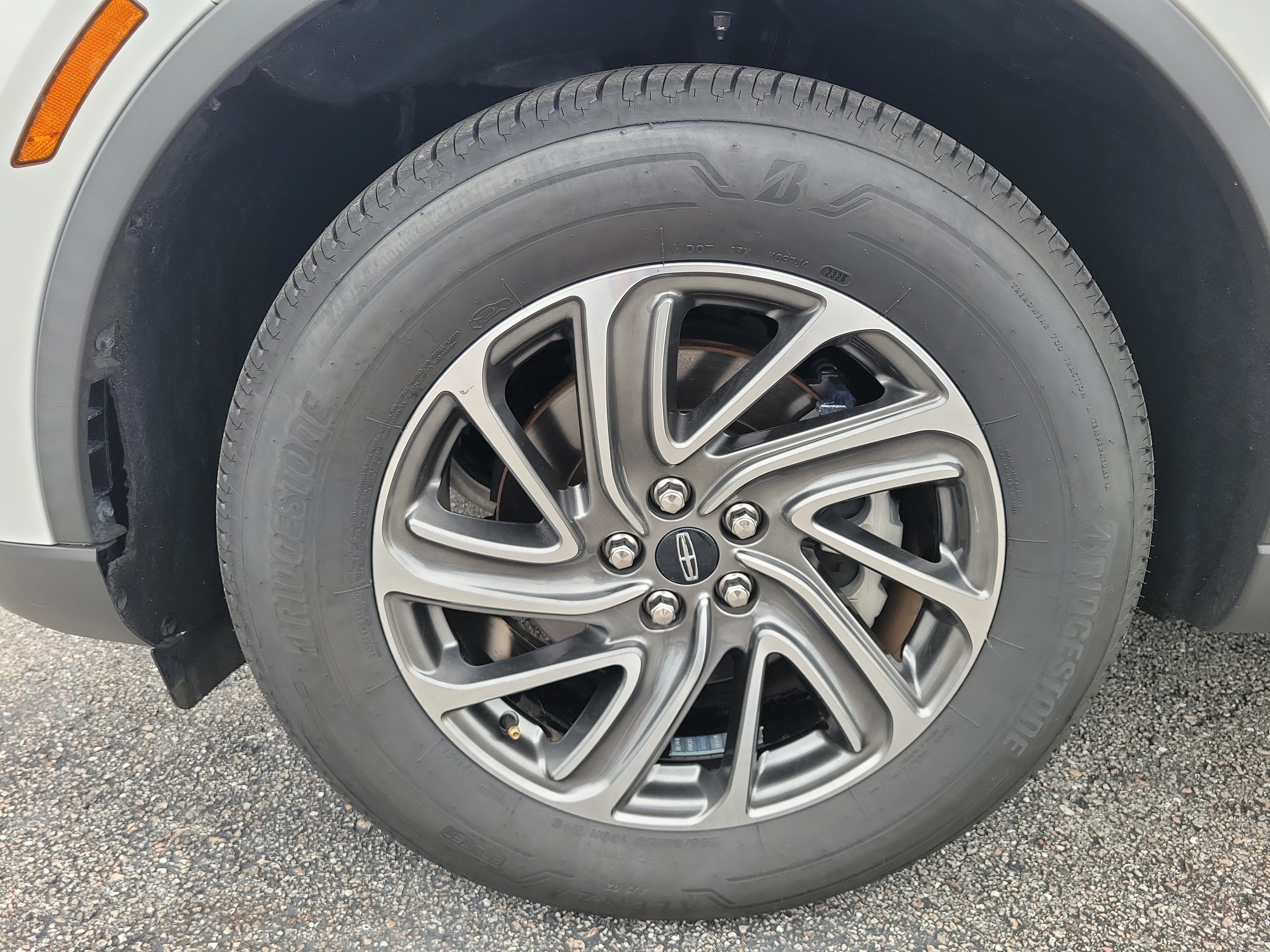 Used 2023 Lincoln Aviator AWD w/ Class IV Trailer Tow Package image 11