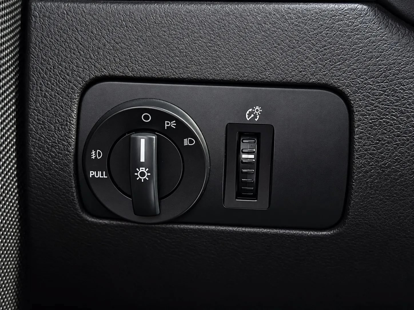 Used 2008 Ford Mustang Shelby GT500 RWD image 29