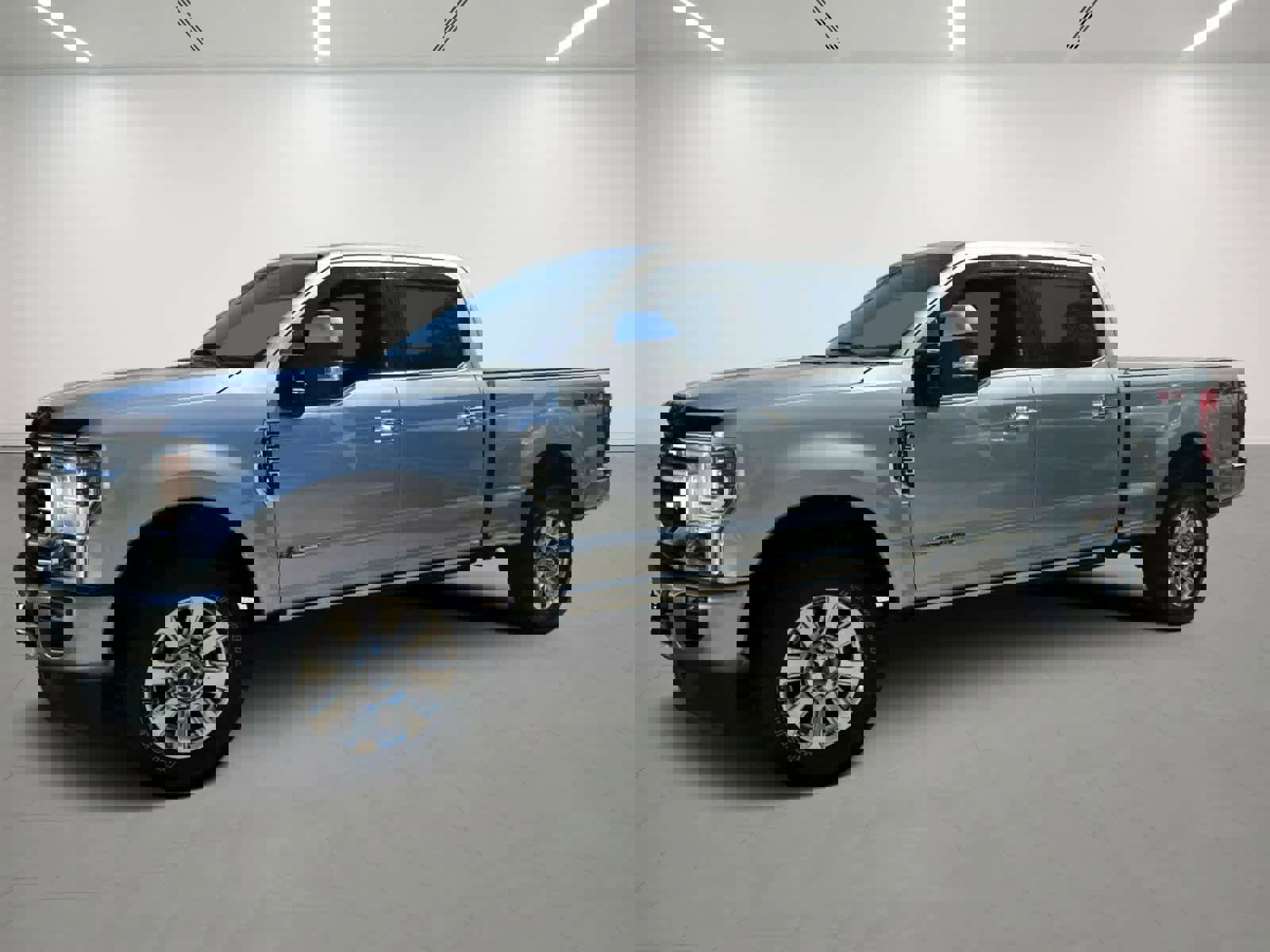 Used 2022 Ford F350 Platinum image 2