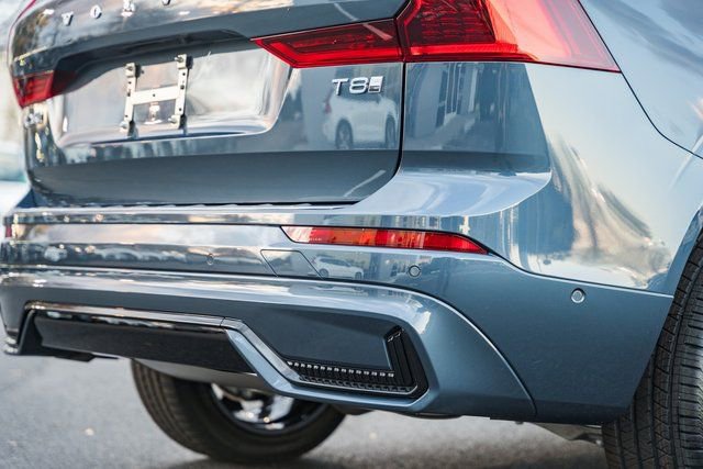 New 2026 Volvo XC60 T8 Plus w/ Protection Package Premier image 8