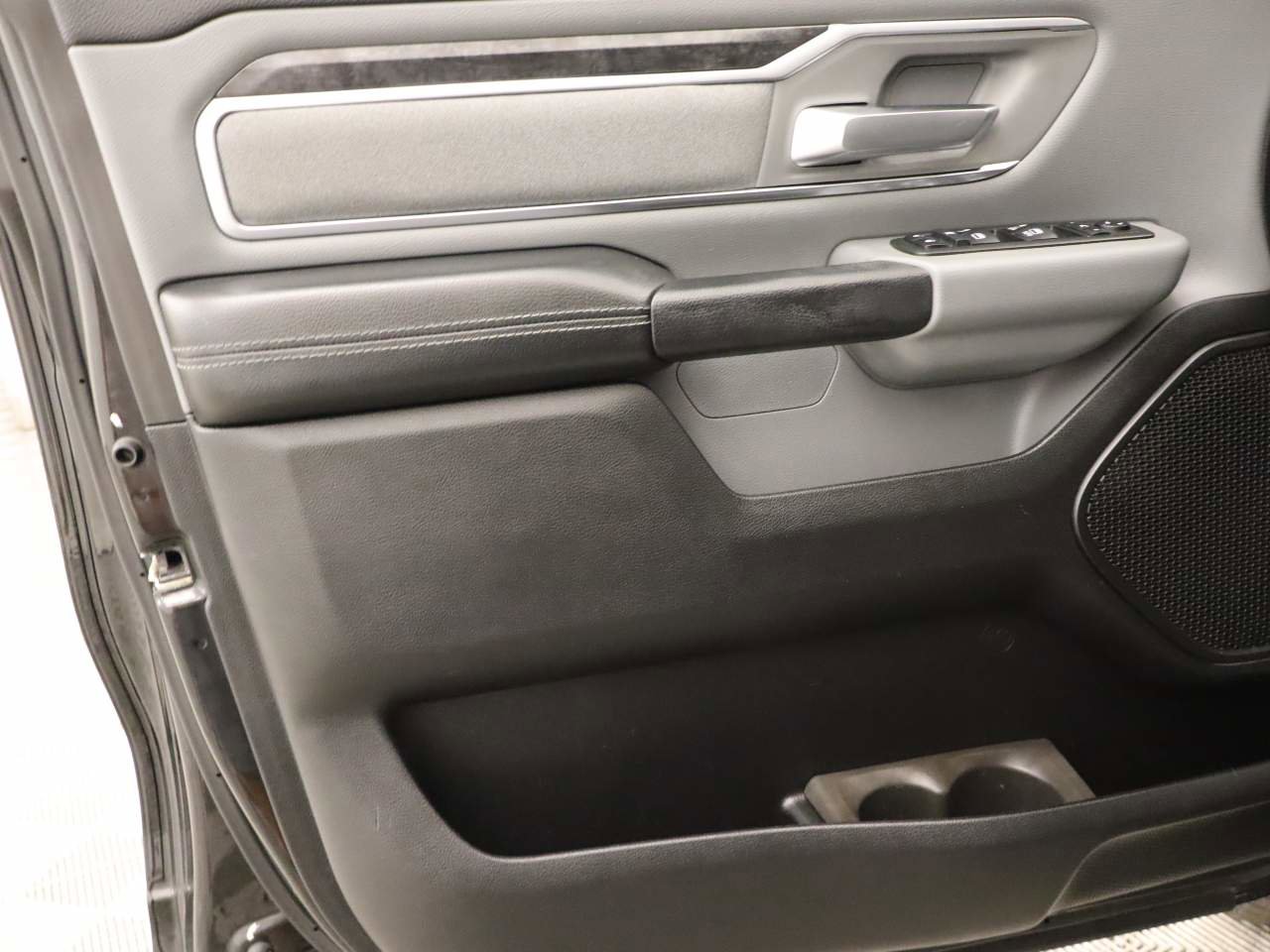 Used 2019 RAM 1500 Big Horn image 17