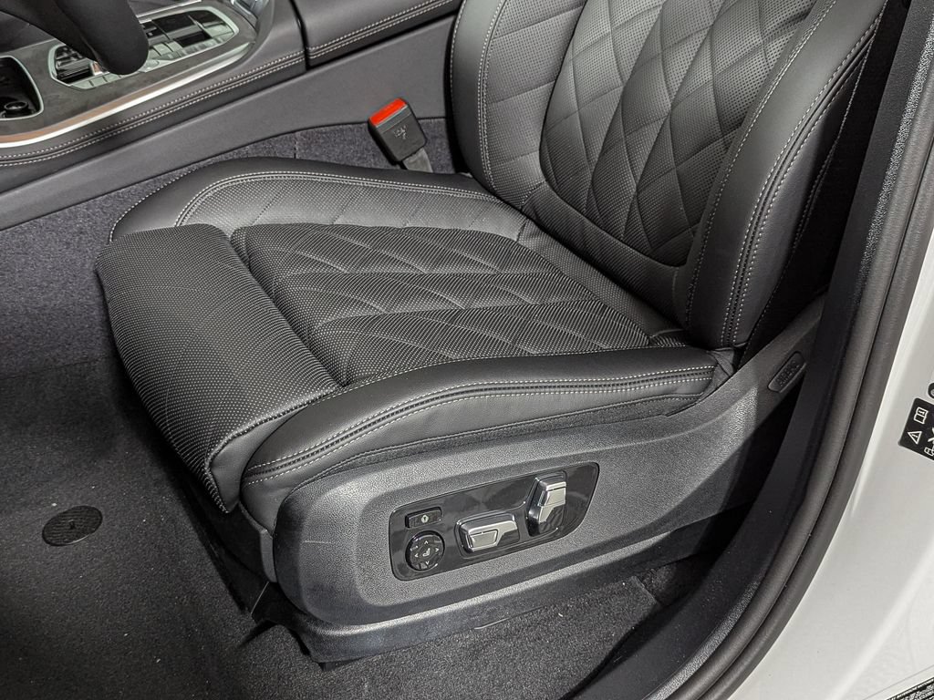 New 2026 BMW X5 xDrive40i AWD/4WD image 16