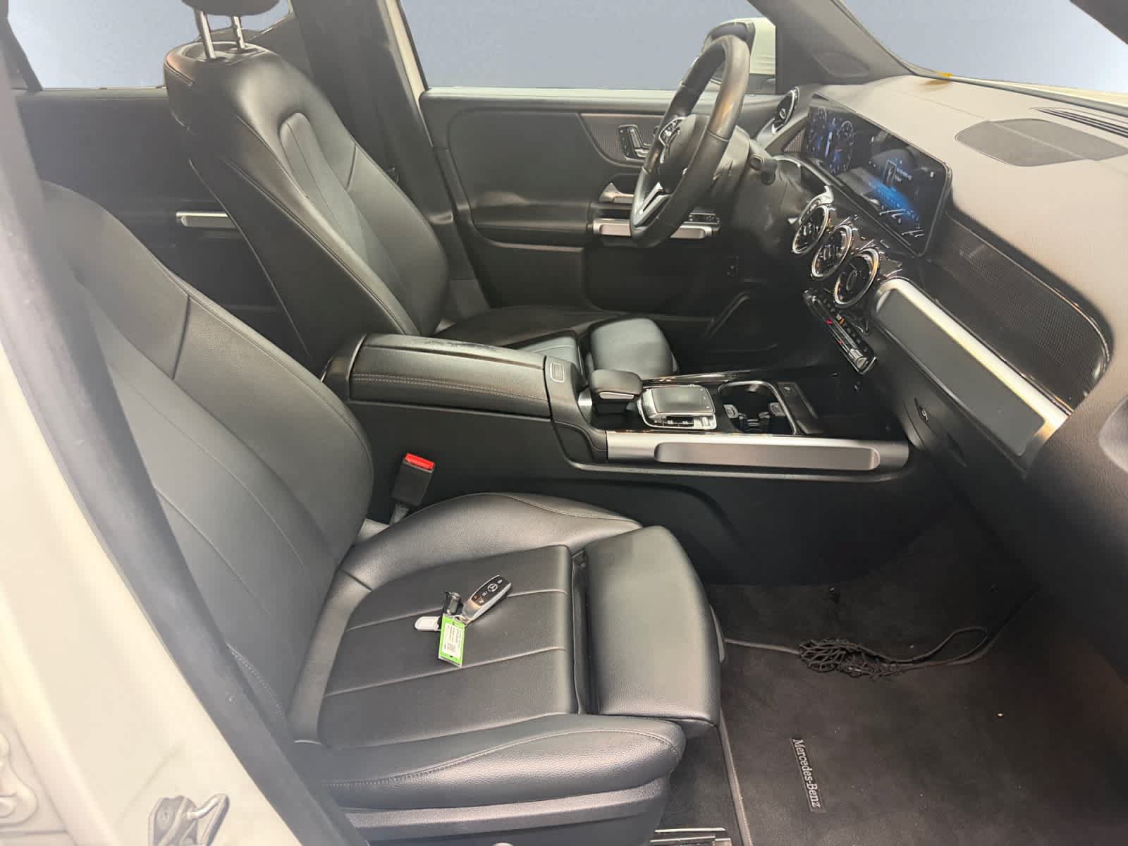 Used 2020 Mercedes-Benz GLB 250 4MATIC image 20